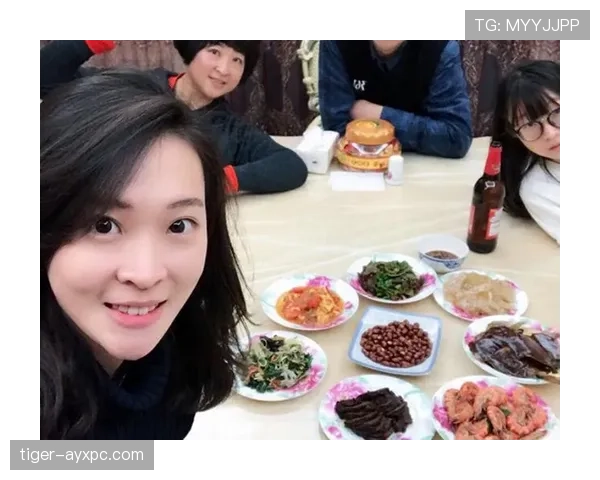 惠若琪居然在家花几万块改衣柜?这待遇普通人想象不到啊! 惠若琪居然在家花几万块改衣柜?这待遇普通人想象不到啊!