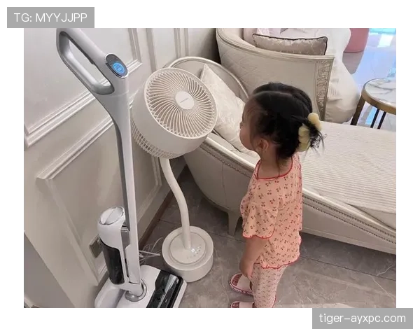 杨威家里居然有健身房,你说这娃还能偷懒?